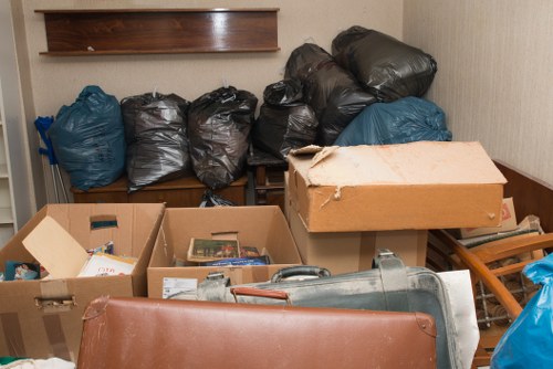 Eco-friendly disposal during flat clearance